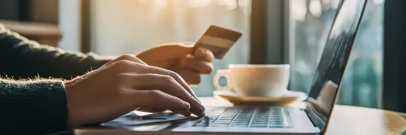 経費精算にクレジットカードを活用して効率化！仕訳方法も解説