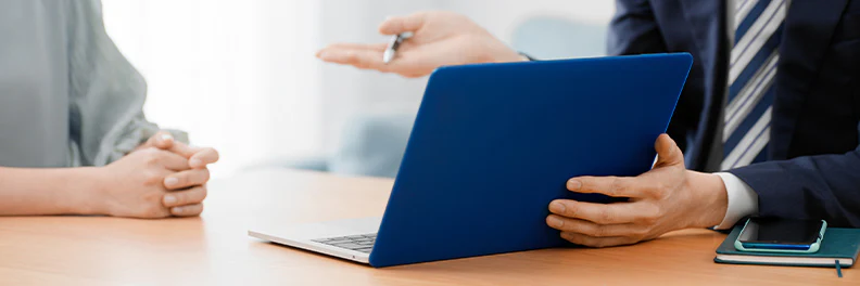 インボイス制度開始によって外交員報酬に影響はある?雇用形態別に解説