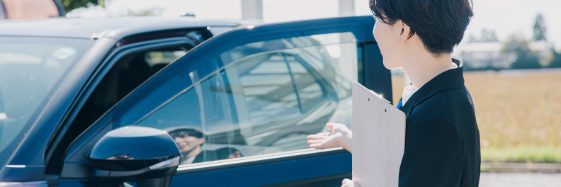 インボイス制度が自動車販売業者に与える影響とは?注意点についても解説