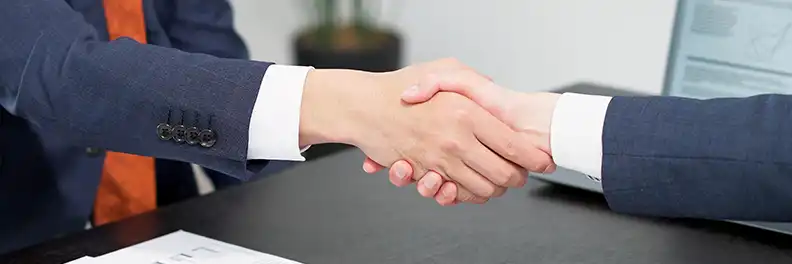 法人成り・法人化で申請できる創業融資は？必要書類や審査のポイントも解説