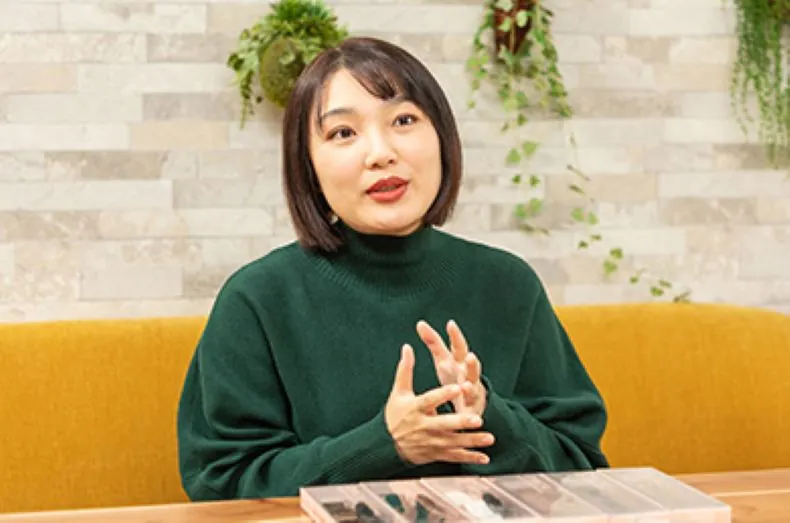 資金調達のきっかけについて語る朱代表