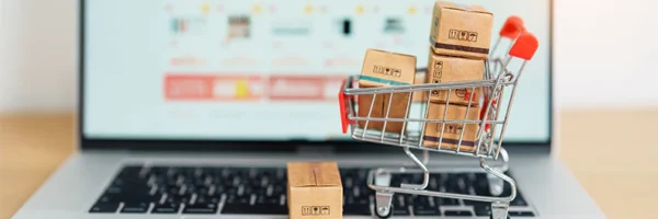 副業でネットショップを開くには？準備の手順やメリットなどを解説
